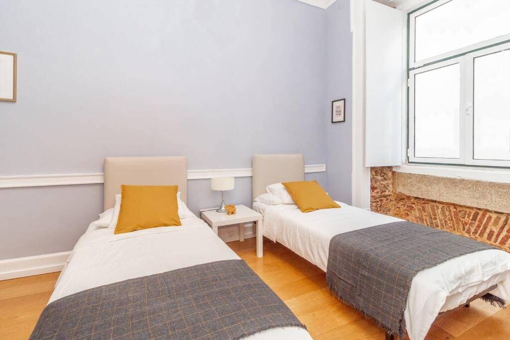 Apartment Sj2dee Heart Of Baixa New Air Conditioning Spacious 2 Apts 4br2ba Lisbon