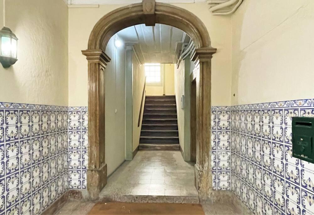 Sj2dee Heart Of Baixa New Air Conditioning Spacious 2 Apts 4br2ba * Lisbon