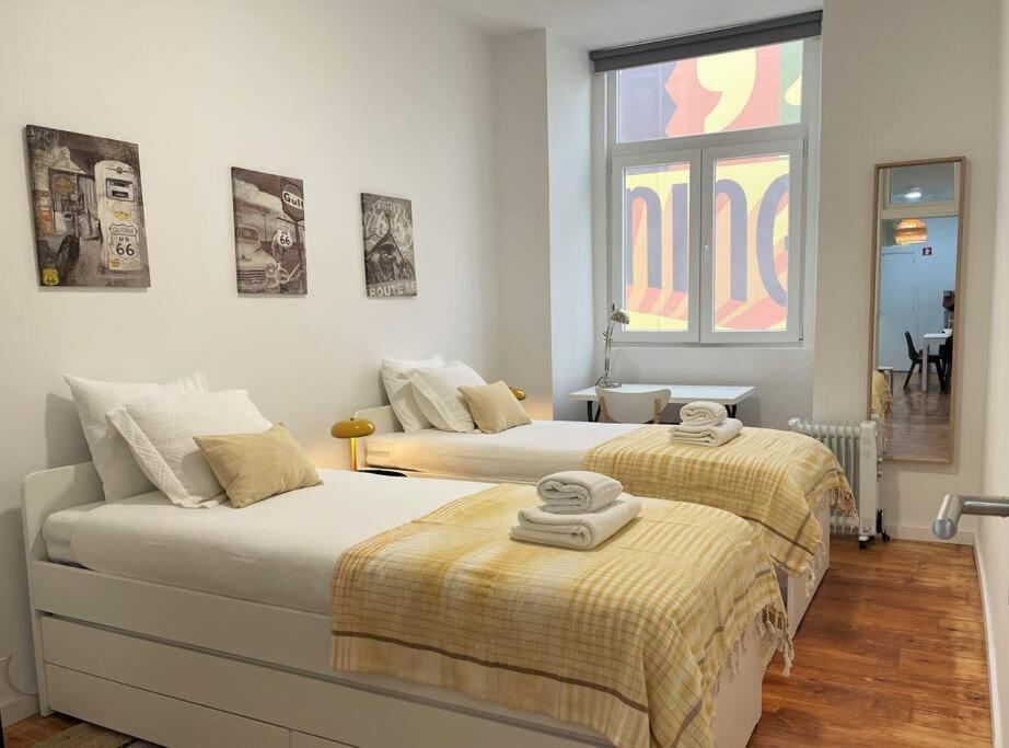 Sj2dee Heart Of Baixa New Air Conditioning Spacious 2 Apts 4br2ba Apartment Lisbon