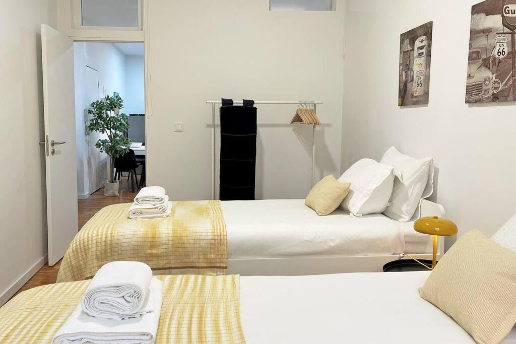 Sj2dee Heart Of Baixa New Air Conditioning Spacious 2 Apts 4br2ba Apartment Lisbon